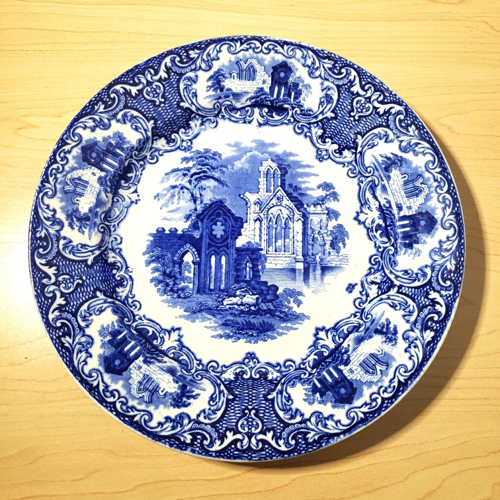Antique Petrus Regout Maastricht Abbey Plate